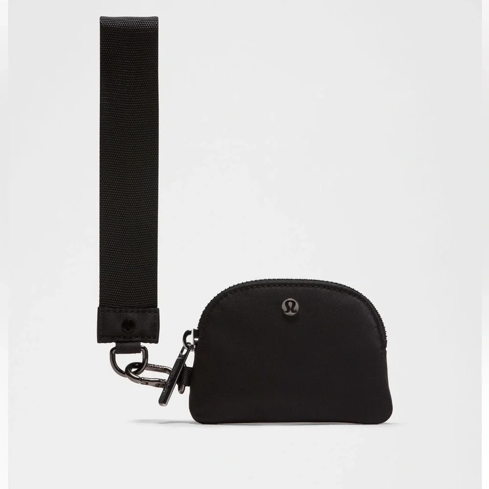 🍋💙LULULEMON Dual Pouch Wristlet Flower Meld Mini Multi/Gunmetal